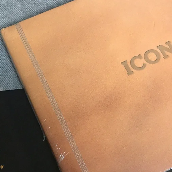 Timberland Icon Book - Picture 2 of 4